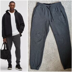 Lululemon Textured Double-Knit Cotton Jogger
Regular